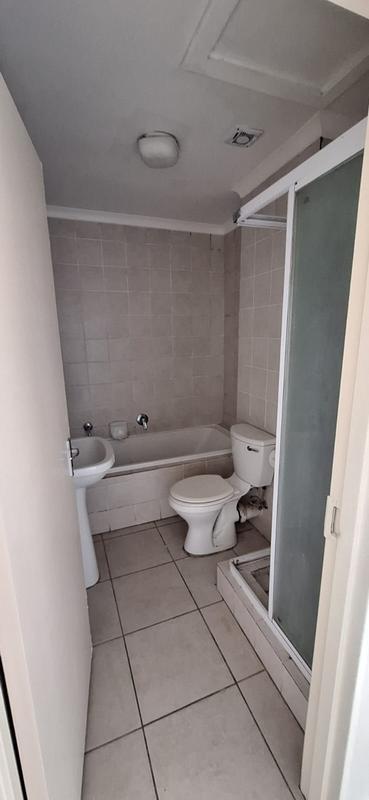 To Let 2 Bedroom Property for Rent in Guldenland Western Cape